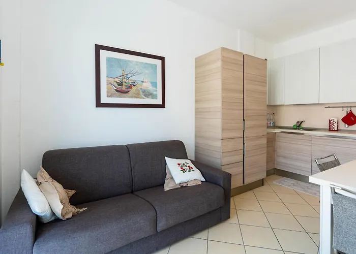 Happiness By Interhome Lägenhet Loano