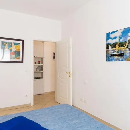 Apartment Happiness By Interhome *